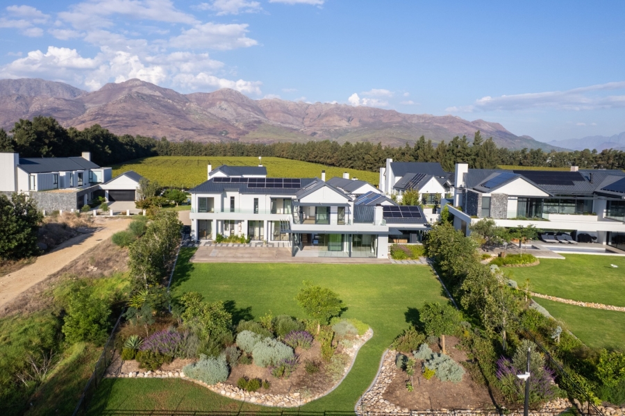 5 Bedroom Property for Sale in Val De Vie Estate Western Cape